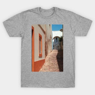 Albufeira alleyway T-Shirt